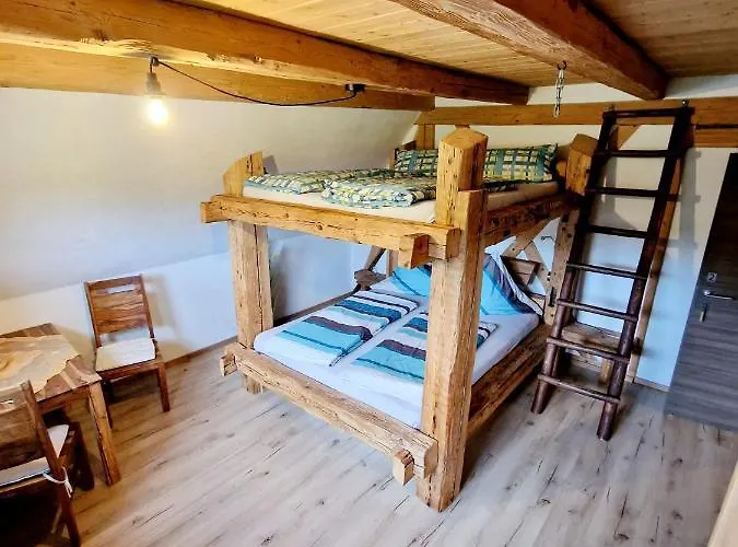 Wood & Stone Lodge 2